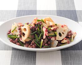 小豆とタコ、れんこん、万能ねぎのサラダ